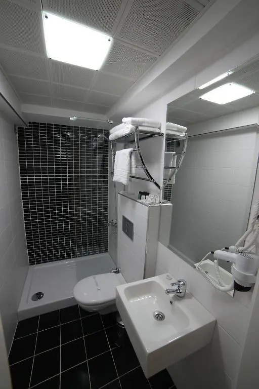 **  Walk In Hotel Izmir Turkey